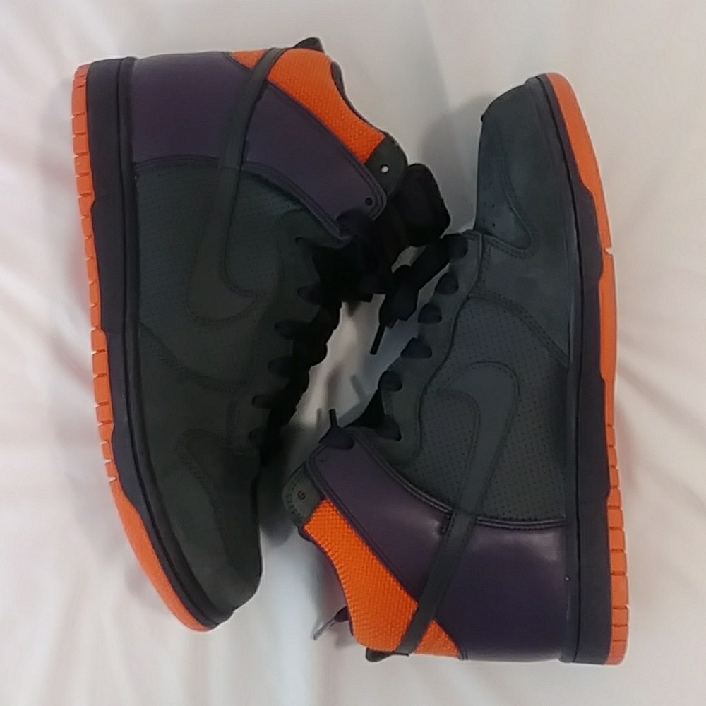 NIKE DUNK HIGH - Picture 1 of 4